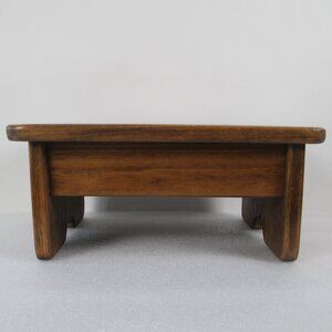 KIRK ROGERS WOODEN FOOTSTOOL